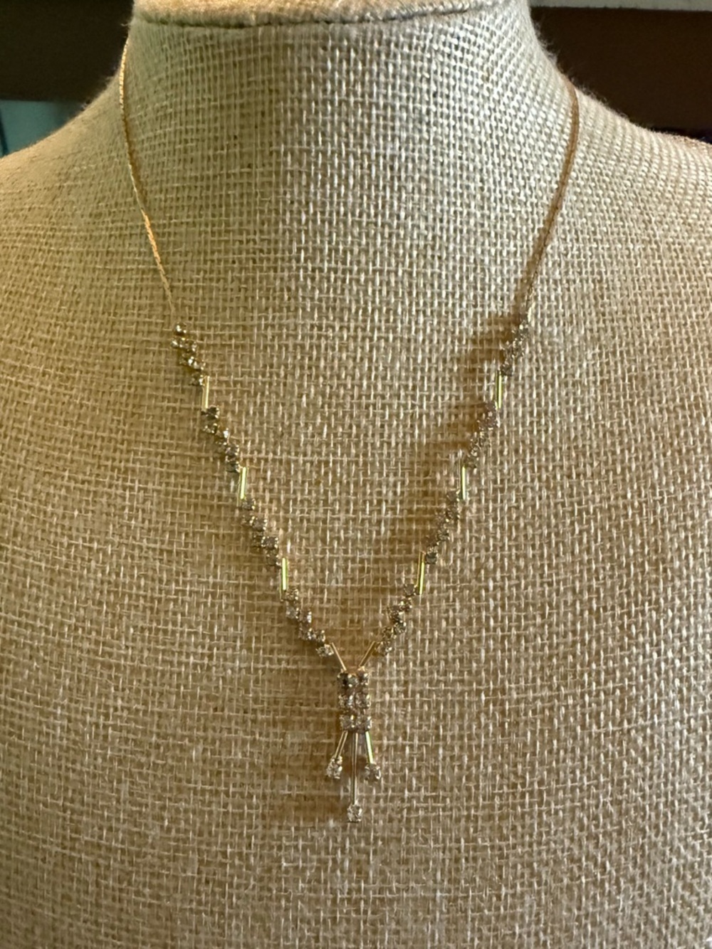 Delicate Gold Crystal Pendant Necklace